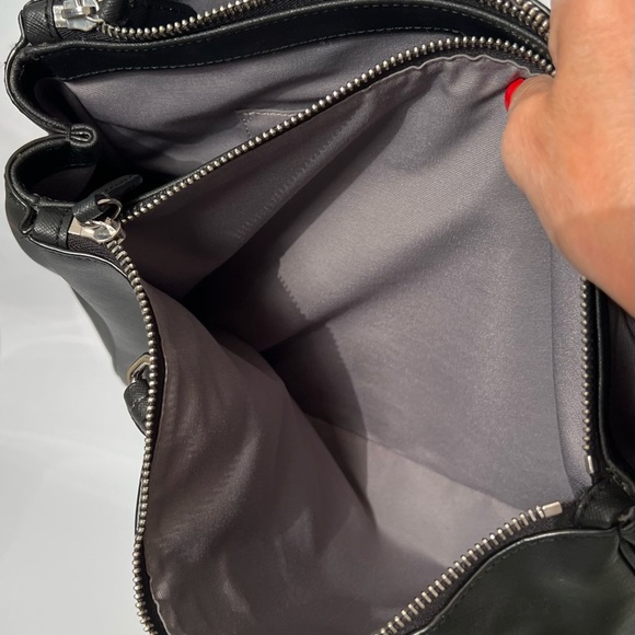 Coach Peyton Leather Jordan Double Zip Carryall Shoulder Bag Black F25669 - Picture 7 of 16